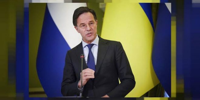 Hollanda Başbakanı Rutte, Srebrenitsa soykırımında görev yapan Hollandalı askerlerden özür diledi