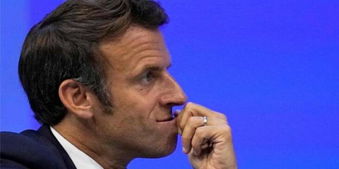 Macron'a şok! Çoğunluğu kaybetti