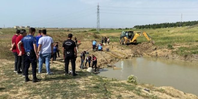 Serinlemek için girdiği gölette can verdi