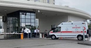 Şoför kendini ambulansa kilitledi: Sağlık Bakanı gelmezse, tüpleri patlatırım