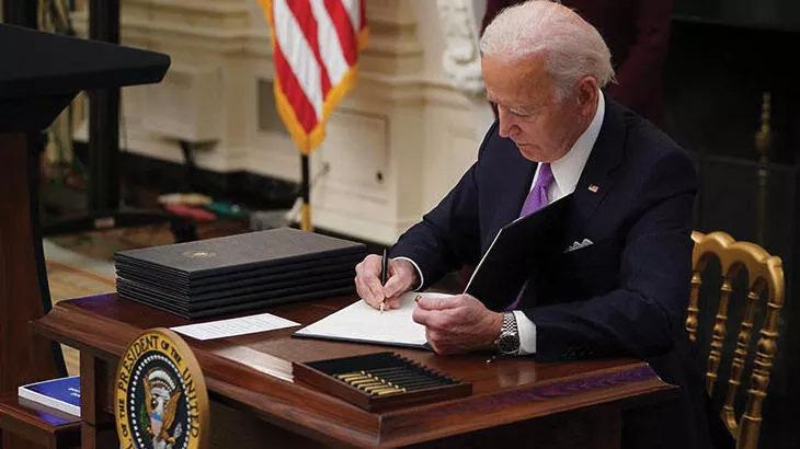 Biden silah kontrol yasasını imzaladı