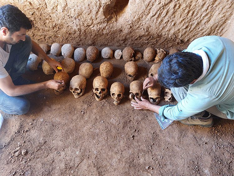 Adıyaman'da 1600 yıllık insan iskeletleri bulundu