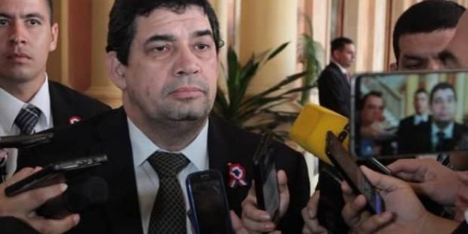 ABD hedef gösterdi, Paraguay Başkan Yardımcısı istifa etti