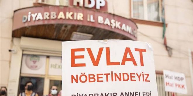 Diyarbakır annelerinin evlat nöbeti bin 78. gününde