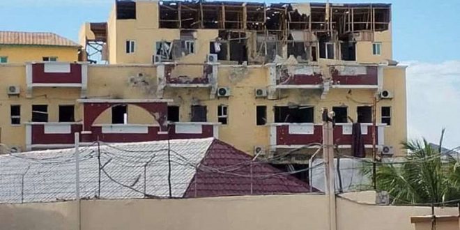 Eş Şebab Somali'de 3 kişi ile otel bastı: 63 ölü, 107 yaralı!