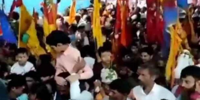 Hindu Tapınağında izdiham çıktı! 3 kişi yaşamını yitirdi