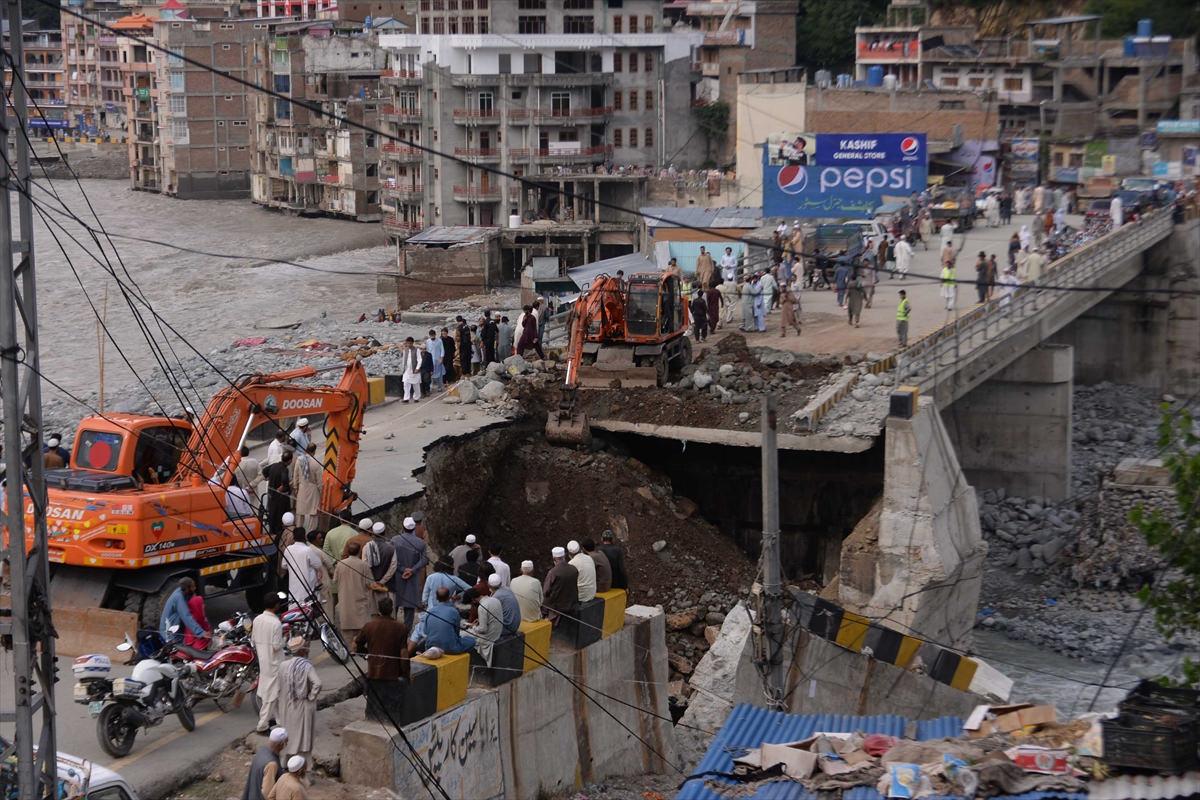 Bakan Soylu ve Kurum, sel maduru Pakistan'a gidiyor