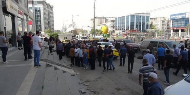 "Göçmenleri Avrupa'ya göndereceğiz" söylentisi uzun kuyruğa neden oldu