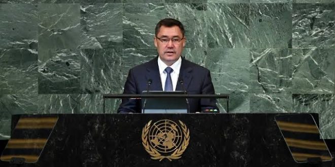 Kırgızistan Cumhurbaşkanı Caparov'dan Tacikistan İle müzakere açıklaması