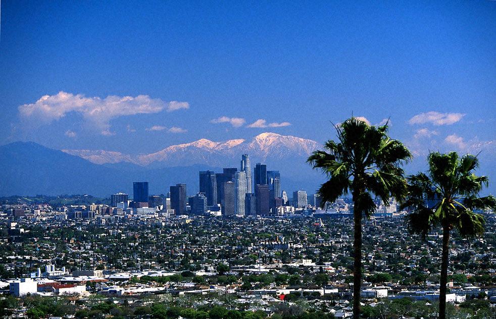 California'da benzin fiyatları bir gecede fırladı!