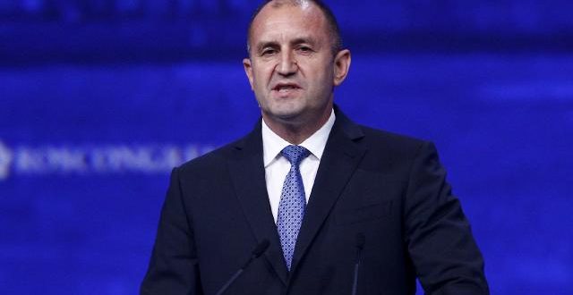 Bulgaristan Cumhurbaşkanı Radev, Ukrayna’ya silah verilmesine onay vermedi