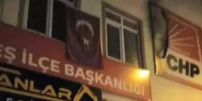 Çankırı'da CHP ilçe başkanlığına molotofkokteyli saldırı