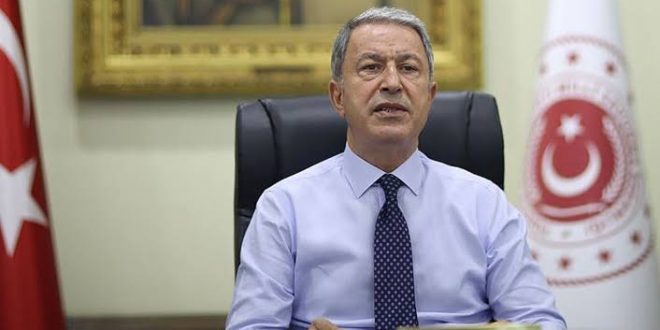 Hulusi Akar resmi davet üzerine İngiltere'ye gitti