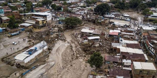 Venezuella'da toprak kayması sonucu 22 kişi hayatını kaybetti, onlarca insan kayıp!