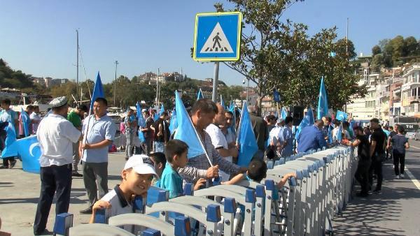 Uygur Türkleri, Çin işgalinin 73. yılını protesto etti