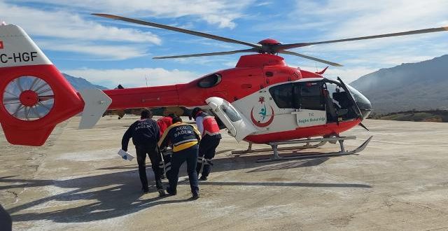 Ambulans helikopter kalp krizi geçiren adamın imdadına yetişti