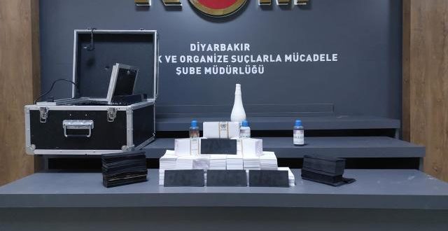 Diyarbakır'da sahte dolar operasyonu