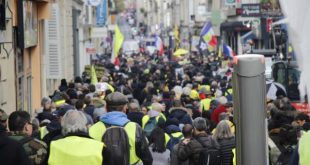 Paris'te sarı yelekliler 4. yılında