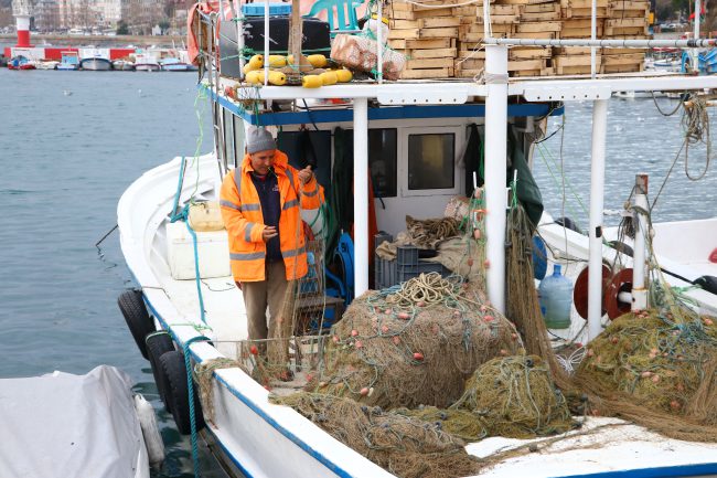 Tekirdağ'da lodos hayatı olumsuz etkiledi