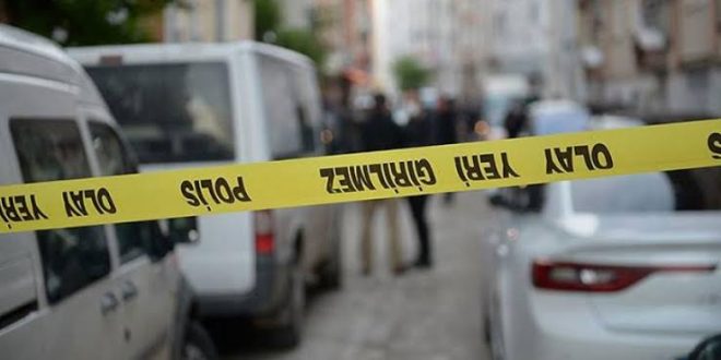 Beyoğlu'nda 18 yaşındaki genç, polisin açtığı ateş sonucu yaşamını yitirdi