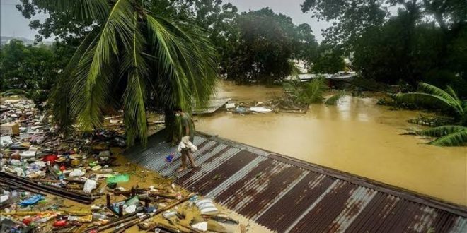 Filipinler'de şiddetli yağışların neden olduğu sellerde 6 kişi yaşamını yitirdi