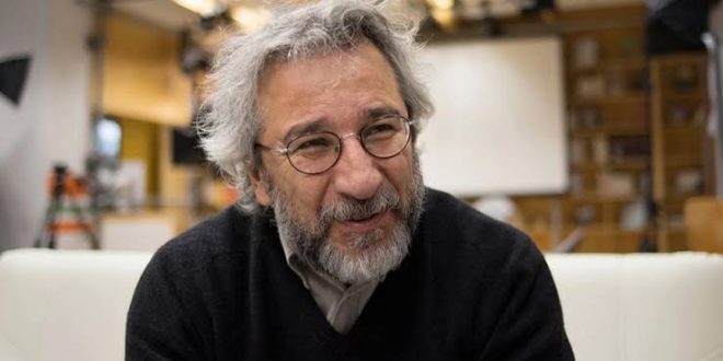 Gazeteci Can Dündar 'gri liste'de aranıyor!