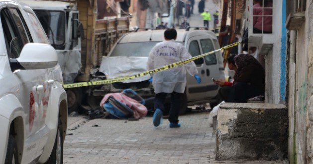 Gaziantep'te freni boşalan kömür kamyonu çocukları ezdi: 1 ölü