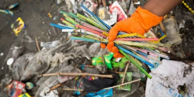 Kanada'da plastik üretimi ve ithalatı yasaklandı