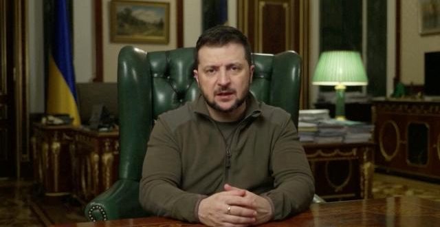 Zelenskiy'den açıklama: Rusya'nın niyetini görüyoruz ve karşılık vereceğiz