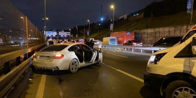 Haliç Köprüsü'nde seyir halindeki araca silahlı saldırı düzenlendi: 1 ölü