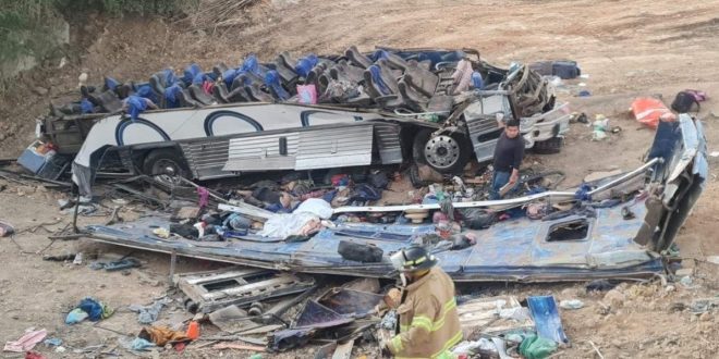 Meksika’da feci kaza! Otobüs uçuruma yuvarlandı: 15 ölü