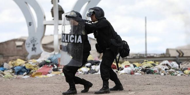 Peru'daki hükümet karşıtı protestolarda 14 kişi hayatını kaybetti!