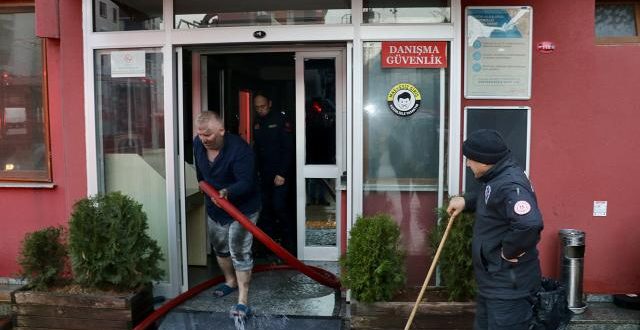 Trabzon'da öğrenci yurdunda yangın çıktı