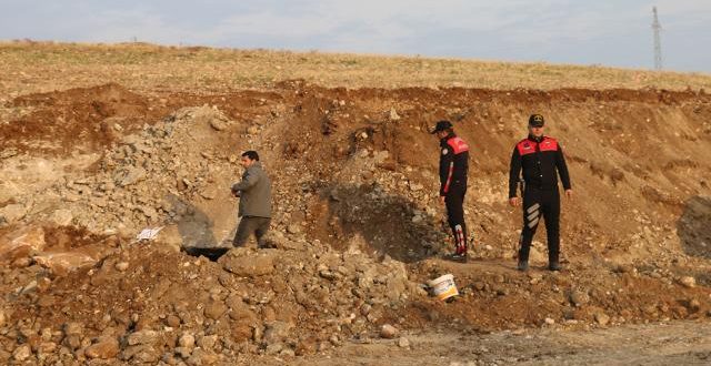 Yol çalışmasında 1600 yıllık insan iskeletlerine rastlandı