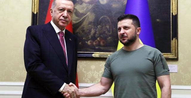 Zelenskiy ile görüşen Erdoğan'dan kalıcı barış mesajı!