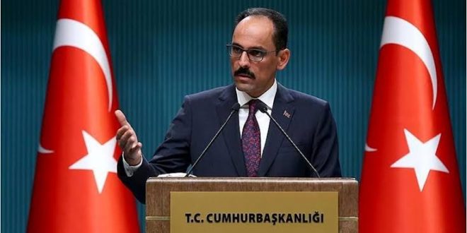 İbrahim Kalın'dan Charlie Hebdo'ye: Kin ve nefretinizde boğulun!