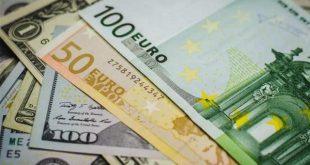 İran'da Dolar ve Euro rekor kırdı