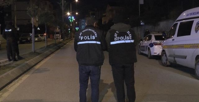 'Dur' ihtarına uymayan sürücünün çarptığı polis hayatını kaybetti