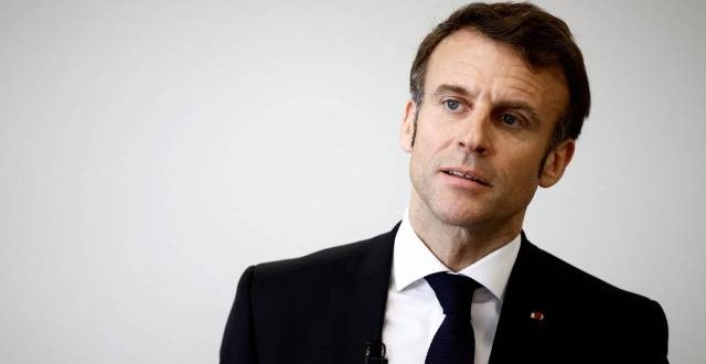 Macron, tartışmalı emeklilik reformunu istemese de geçirmek zorunda olduğunu belirtti