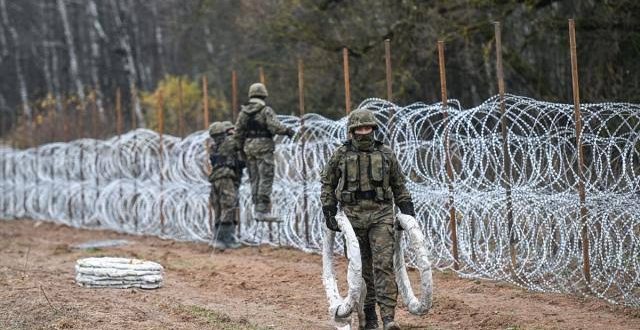 Polonya, Rusya ile ilan sınırına dikenli tel çekti