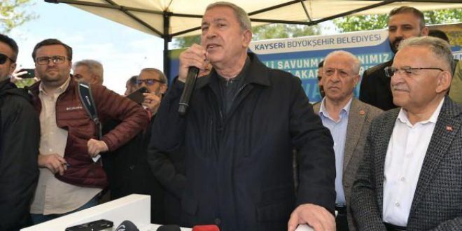 Hulusi Akar: Koltuk uğruna zihinlerini değiştirdiler