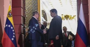 Lavrov Venezuela'da Maduro'yla görüştü