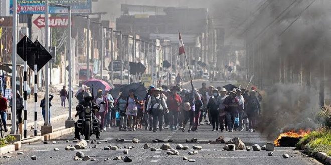 Peru'da hükümet karşıtı protestolarda ölenlerin sayısı arttı