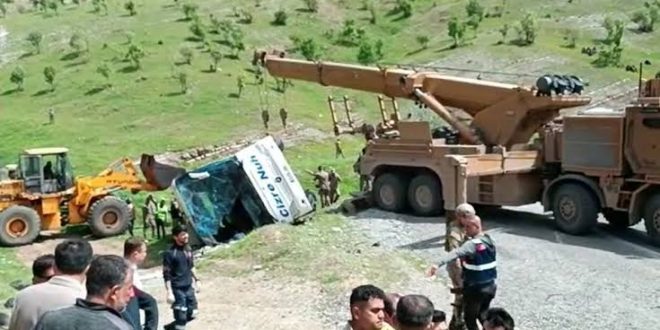 Şırnak'ta askeri personel taşıyan araç devrildi! 2 asker hayatını kaybetti