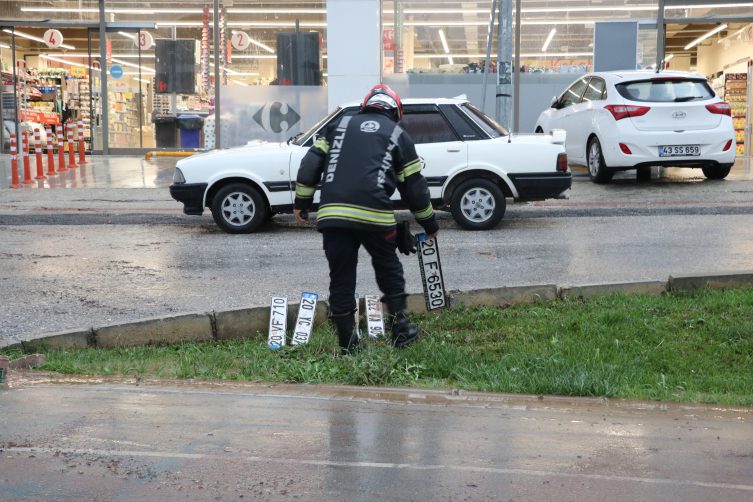 Denizli'de yollar göle döndü!