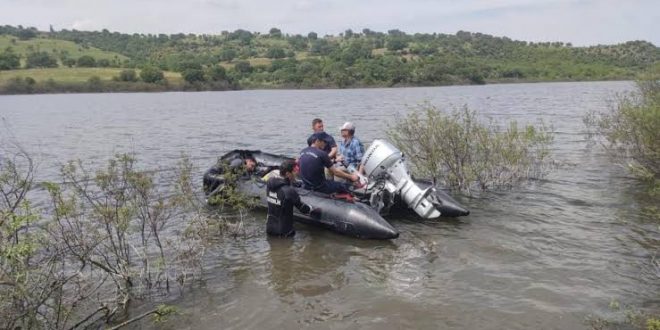 Çanakkale'de balıkçı teknesi battı: 1 ölü