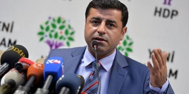 Selahattin Demirtaş: Siyaseti bırakıyorum!