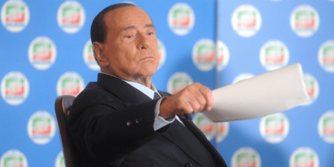 Eski İtalya Başbakanı Berlusconi öldü