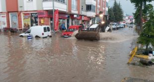 Amasya'da caddeler göle döndü