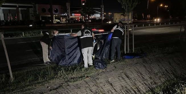 Bursa'da yol kenarında erkek cesedi bulundu